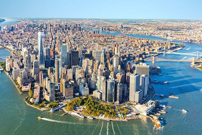 Aerial view of Lower Manhattan, New York City © Tierney - adobe.stock.com