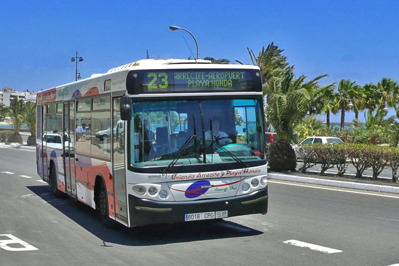 bus travel in lanzarote