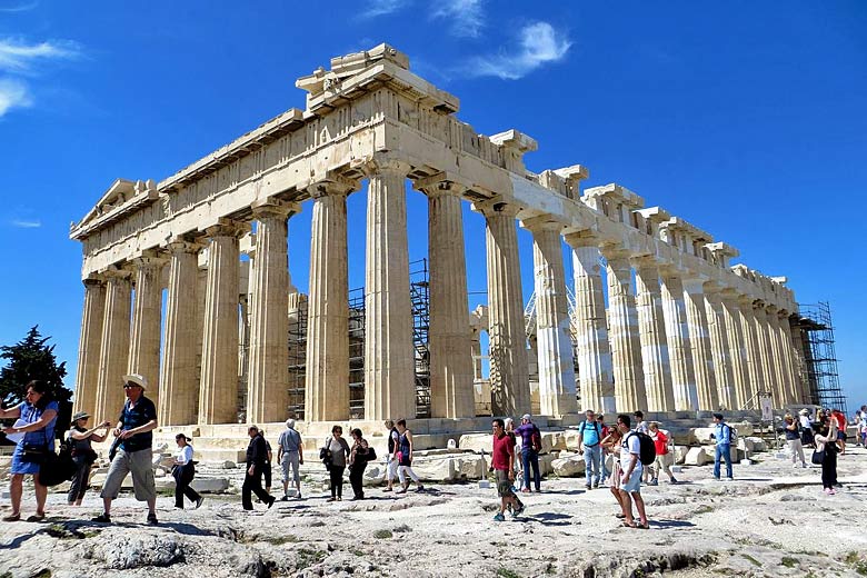 The ancient ruins of the Parthenon, Athens © Mister No - Wikimedia Commons