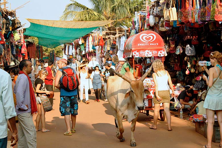 Anjuna Flea Market, Goa, India © Nics10 - Wikimedia Commons