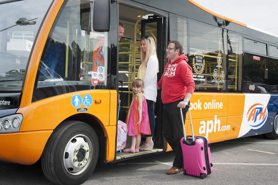 APH &amp; Collinson to offer drive-through Covid-19 tests for Gatwick travellers - © APH