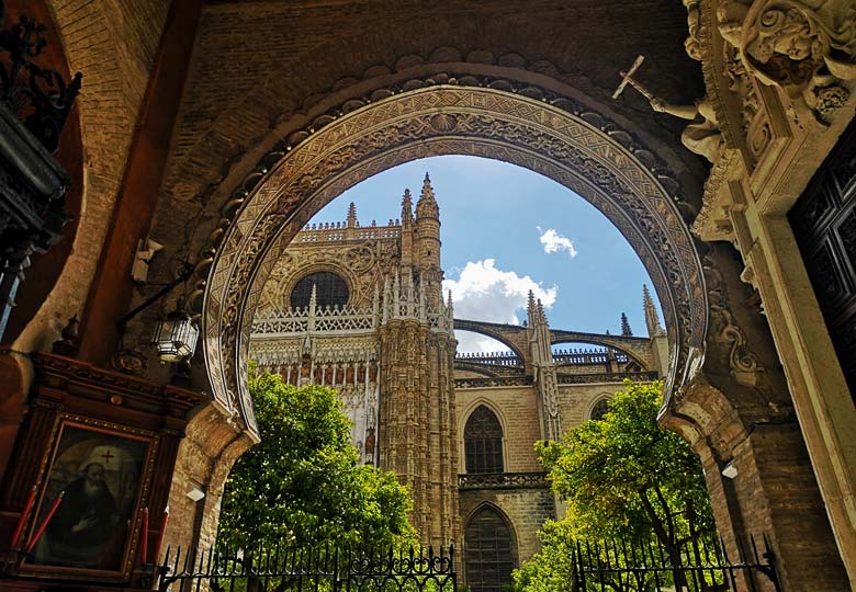 The contrast of architectural styles at Seville Cathedral © Kirsten Henton