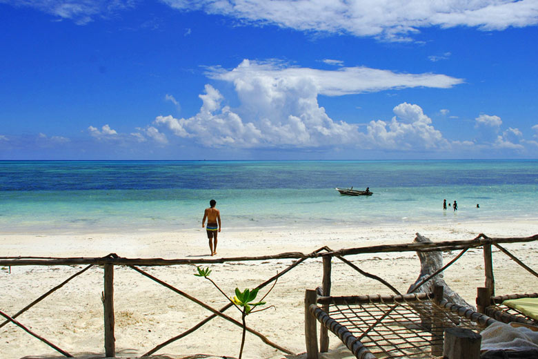 View from beach bungalow, Zanzibar © Revaz Ardesher - Flickr Creative Commons
