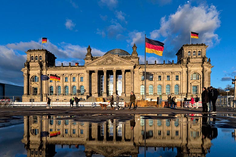 The Reichstag in spring sunshine