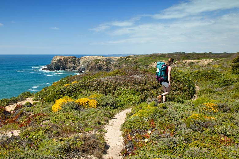Best hiking and biking routes in the Algarve © Hans Slegers - Adobe Stock Image