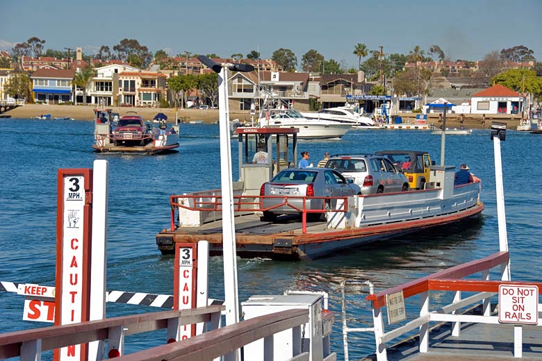 Car ferry to Balboa Island, Newport Beach © David Zanzinger - Alamy Stock Photo