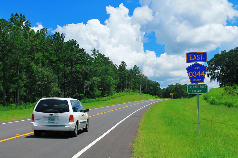 Hit the open road in Florida © Formulanone - Flickr Creative Commons