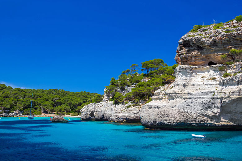 The cliffs at Cala Macarella, Menorca © tuulijumala - Fotolia.com