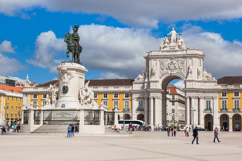 Porto or Lisbon: which Portuguese city should you visit first?