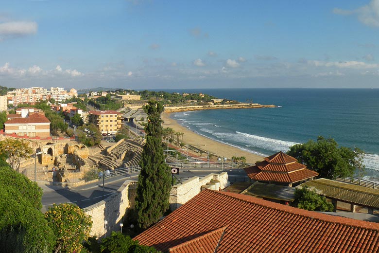 Costa Dorada resorts, Tarragona  © Vitold Muratov - Wikimedia Commons