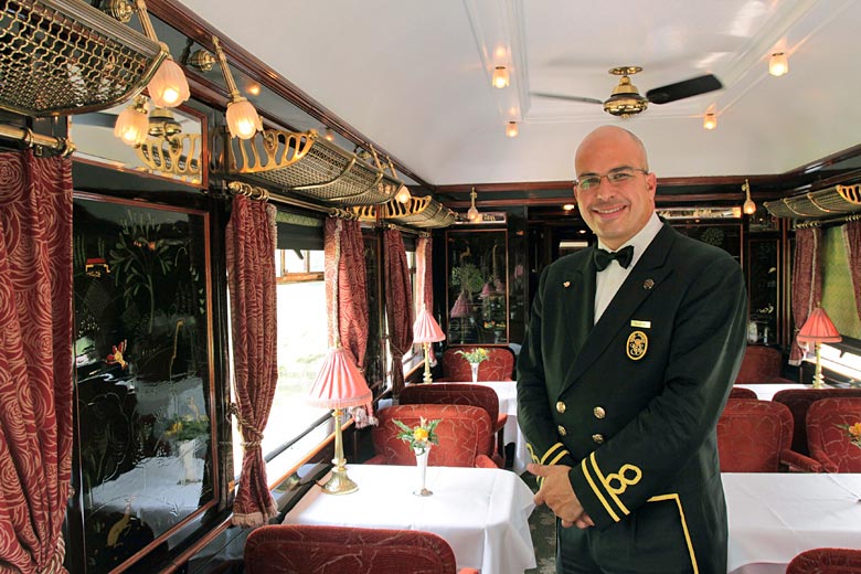 Dining car on the Venice-Simplon Orient Express © FORRAY Didier, SAGAPHOTO.COM - Alamy Stock Photo