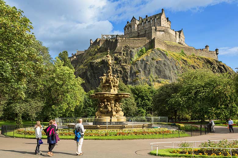 Edinburgh Castle and the Ross Fountain