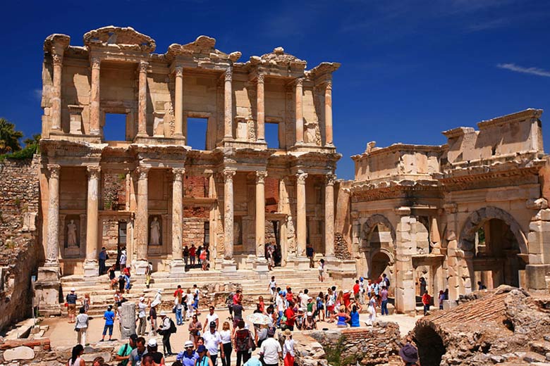 The library at Ephesus © laszlo-photo - Flickr Creative Commons