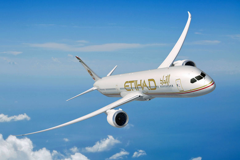 Etihad Airways Boeing 787-9 Dreamliner in-flight 