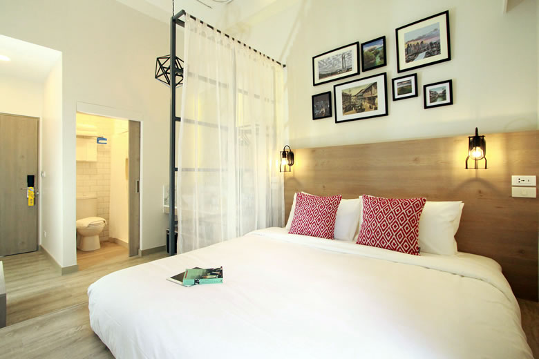 Private rooms at Lub d Phuket Patong, Thailand © Hostelworld