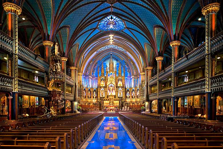 Impressive interior of the Notre-Dame Basilica, Montreal