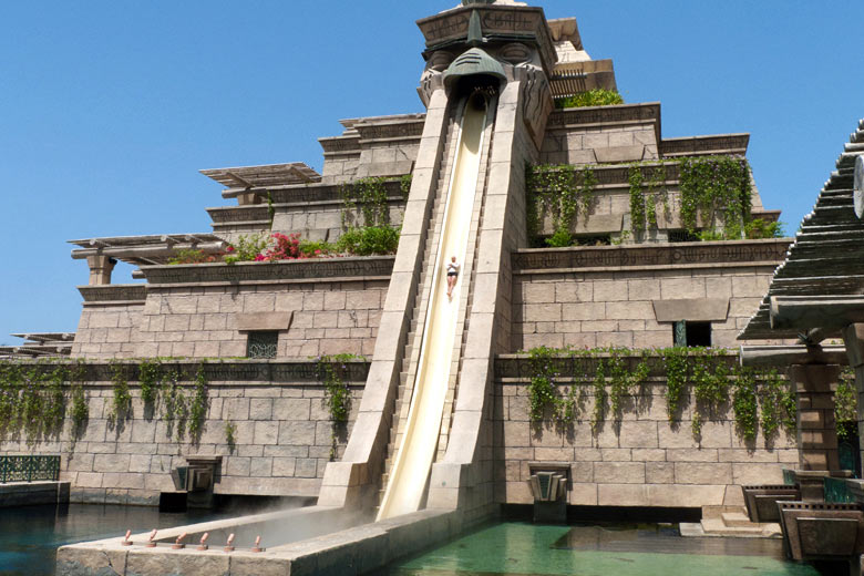 The Leap of Faith at Aquaventure Waterpark, Dubai © neekoh.fi - Flickr Creative Commons