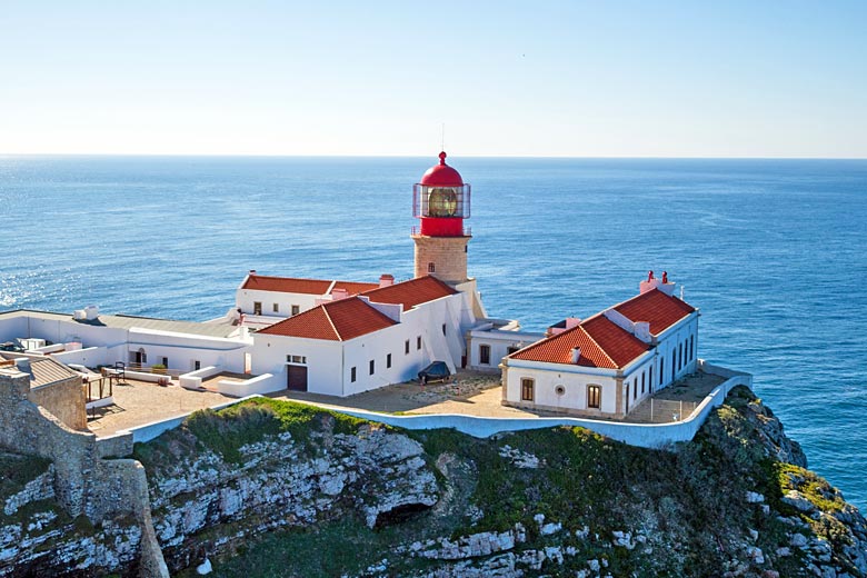 Lighthouse at Cape St Vincent on the southwest tip of Europe © Nataraj - Fotolia.com