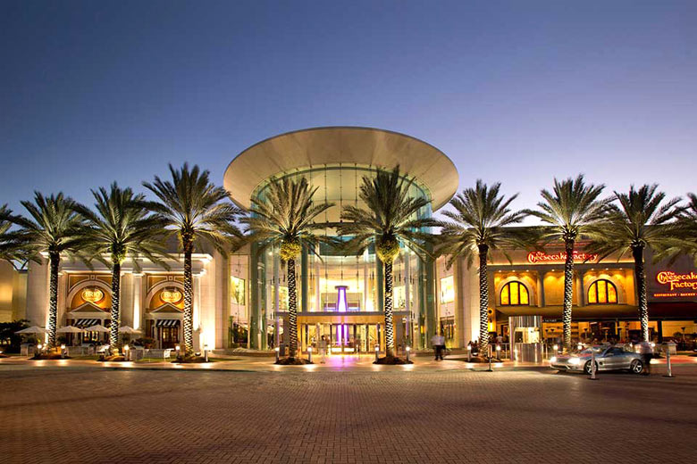 The main entrance to the Mall at Millenia - photo courtesy of www.mallatmillenia.com