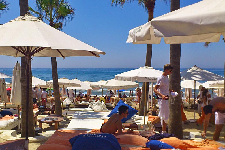 Marbella Beach at the height of summer © eDomo - Flickr Creative Commons