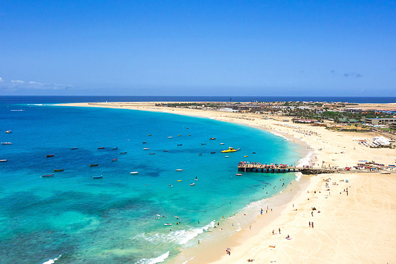 The massive beach at Santa Maria on Sal Island, Cape Verde © Samuel Borges - Fotolia.com