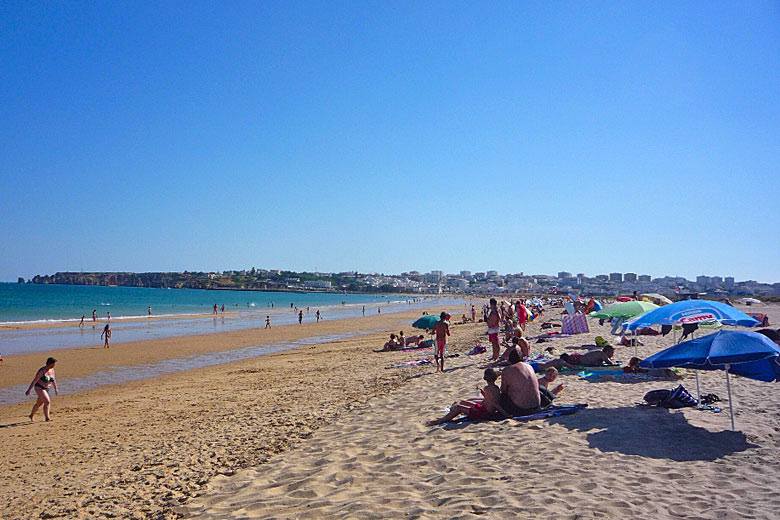 Meia Praia, Algarve © GreenLakeBlue - Flickr Creative Commons