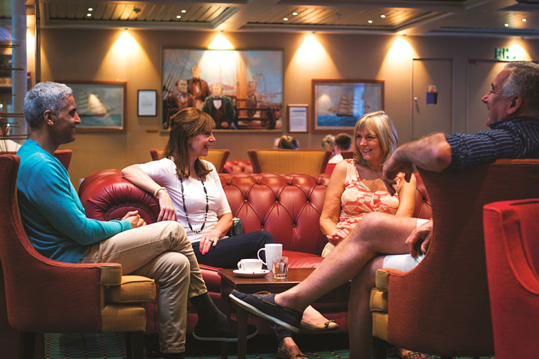 Enjoying a sundowner in the Morning Light Pub