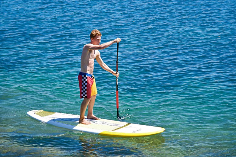 Discover stand up paddleboarding in Palma Nova, Majorca © Grafikplusfoto - Fotolia.com