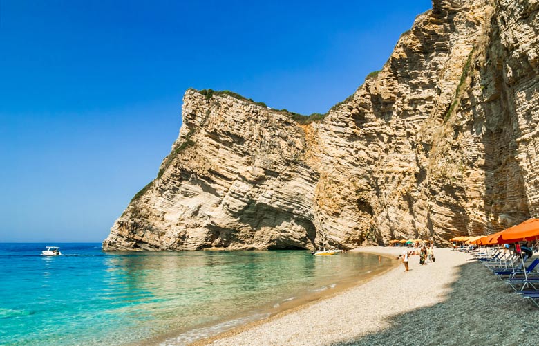 Paradise Beach, accessible only from the sea © Lucian Bolca - Fotolia.com