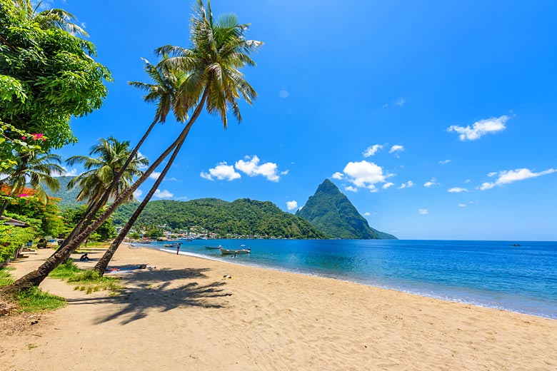 View of the Pitons from Paradise Beach, St Lucia © Simon Dannhauer - Fotolia.com