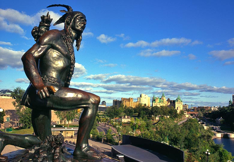 Reasons to visit Ottawa, Canada © Eitan Simanor - Alamy Stock Photo