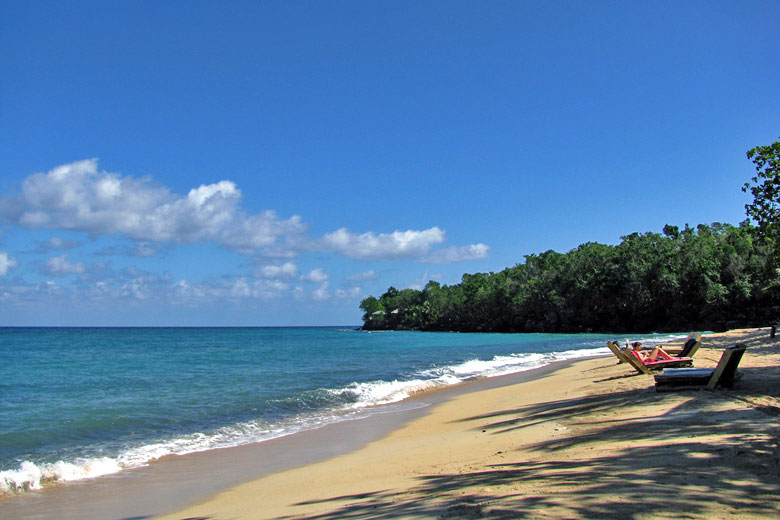 Reggae Beach, Jamaica © Monkeyscrews - Flickr Creative Commons