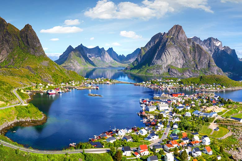 Spectacular scenery of the Lofoten Islands in Northern Norway © Dell - Adobe Stock Image