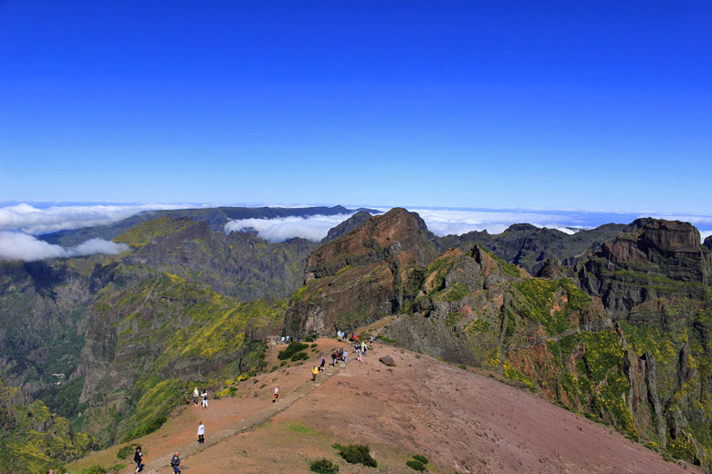 The ridge walk down from Pico do Arieiro, Madeira © Colin Gregory - Flickr Creative Commons