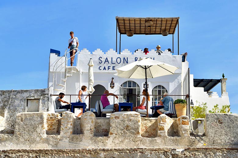 The Salon Bleu, perched on the kasbah ramparts © Hemis - Alamy Stock Photo