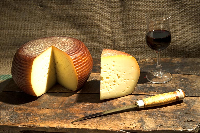 Sardinian Pecorino cheese © Nicolabs - Adobe Stock Image