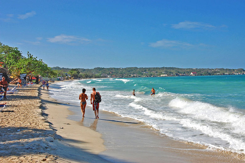 Seven Mile Beach in the far west of Jamaica © Peter Q - Flickr Creative Commons