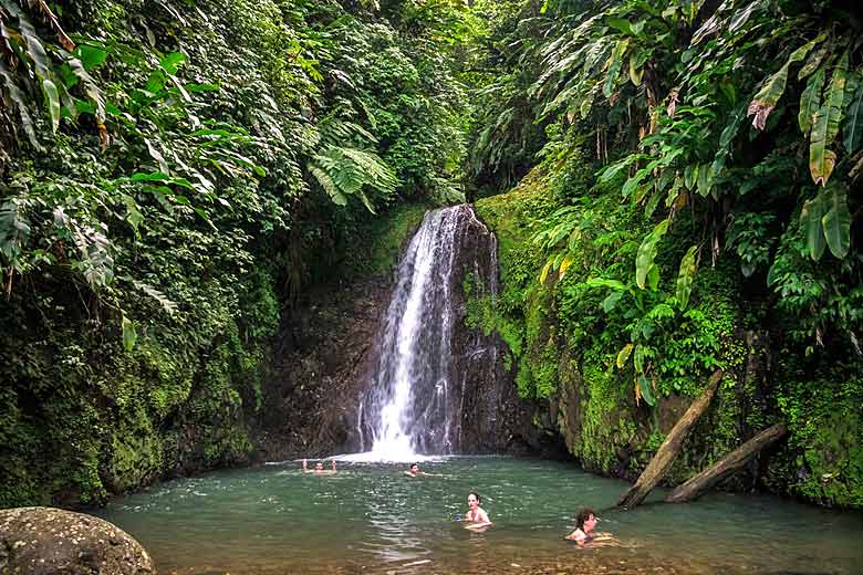 Enjoy a refreshing dip at Seven Sisters waterfall © David Kirsch - Flickr Creative Commons