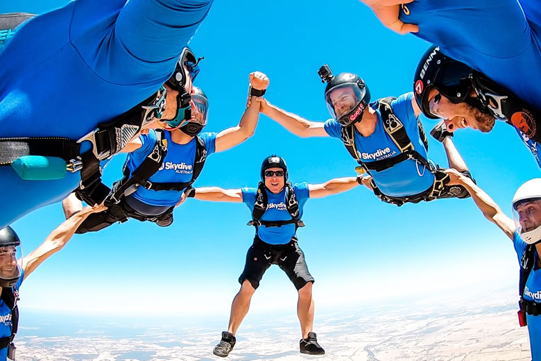 Skydiving in Australia - the ultimate team building experience