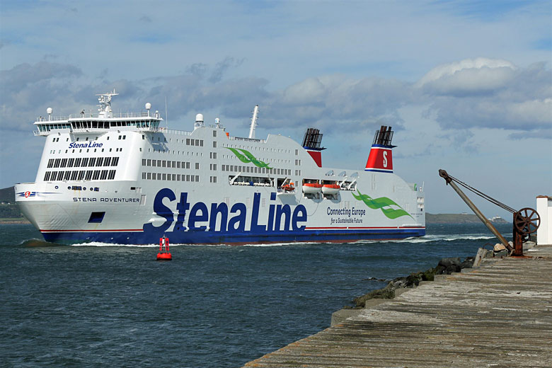 Stena Adventurer entering the port of Dublin
