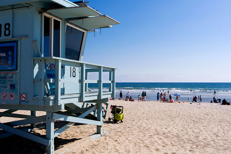 Summertime on Venice Beach, Los Angeles © Curved Light USA - Alamy Stock Photo
