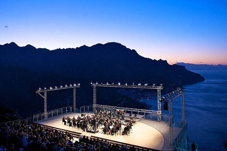 A sunrise concert at Villa Rufolo © Roberto Vuilleumier - courtesy of Campania Tourism Office