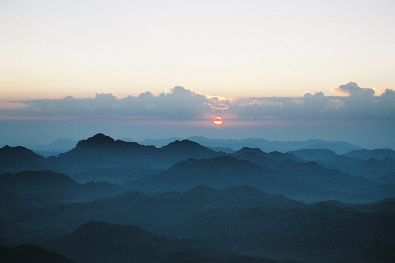 Sunrise on Mount Sinai © Stephanie Watson - Flickr Creative Commons