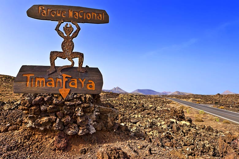 Timanfaya National Park Entrance, Lanzarote © Emanuele Leoni - Dreamstime.com