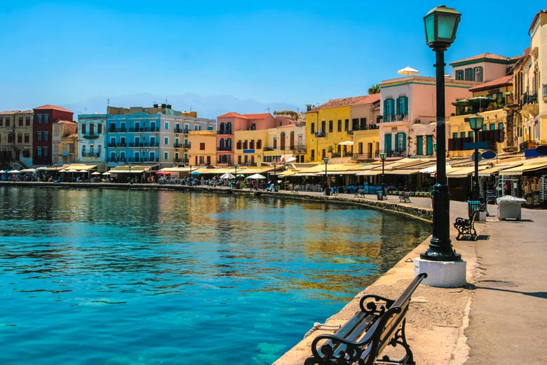 11 things to see & do in Crete - Haniá waterfront © Aleksandrs Kosarevs - Fotolia.com