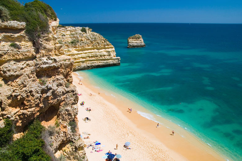 Top 10 beaches in the Algarve: Praia da Marinha © Christopher Elwell - Dreamstime.com