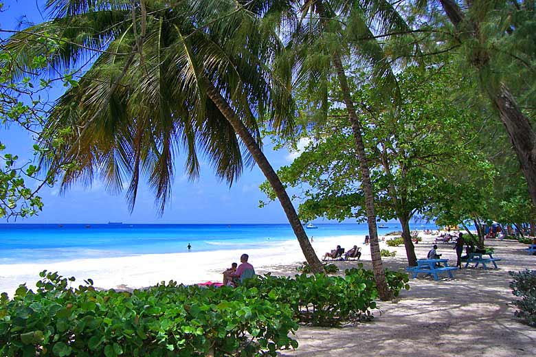 The turquoise sea at Brownes Beach, Barbados © Gemtek1 - Flickr Creative Commons