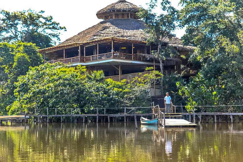 Eco Lodge in the Amazon rainforest © Murray Foubister - Flickr Creative Commons