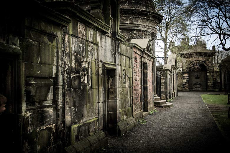 Visit Greyfriars Kirkyard, Edinburgh © Donna Green - Flickr Creative Commons