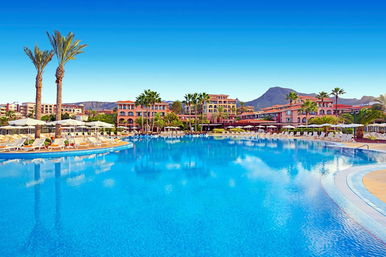 Iberostar Anthelia Hotel is a 5-star family hotel in Costa Adeje, Tenerife © Iberostar